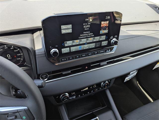 new 2025 Mitsubishi Outlander PHEV car, priced at $48,110