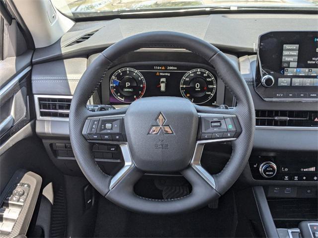 new 2024 Mitsubishi Outlander car, priced at $36,065