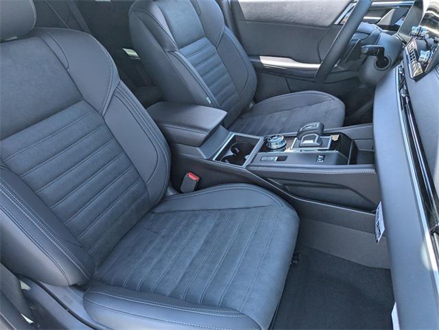 new 2025 Mitsubishi Outlander PHEV car, priced at $48,110