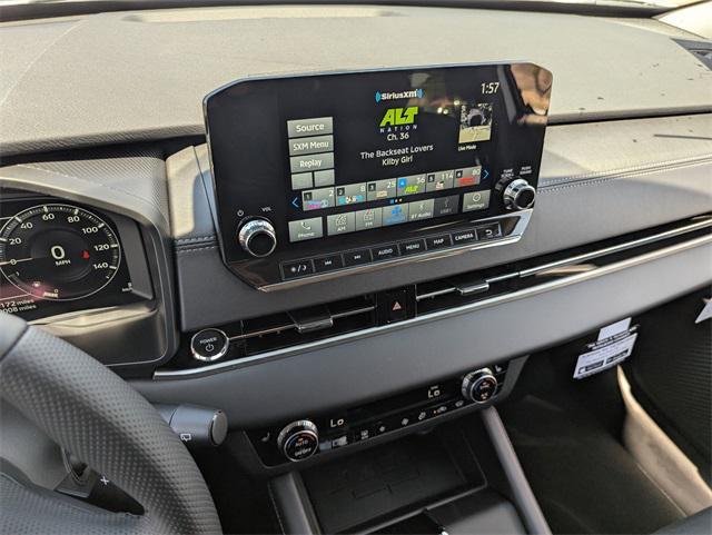 new 2025 Mitsubishi Outlander PHEV car, priced at $48,110