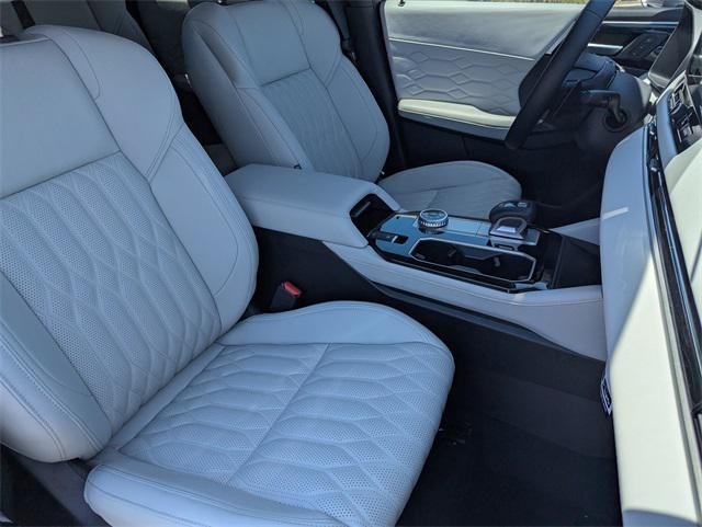new 2025 Mitsubishi Outlander car, priced at $41,235