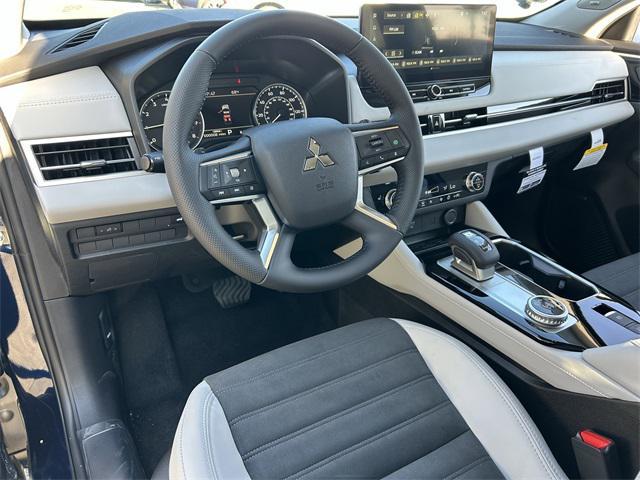 new 2025 Mitsubishi Outlander car, priced at $34,285