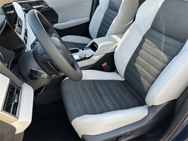 new 2025 Mitsubishi Outlander car, priced at $34,285