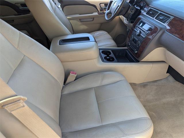 used 2014 Chevrolet Suburban car, priced at $9,987