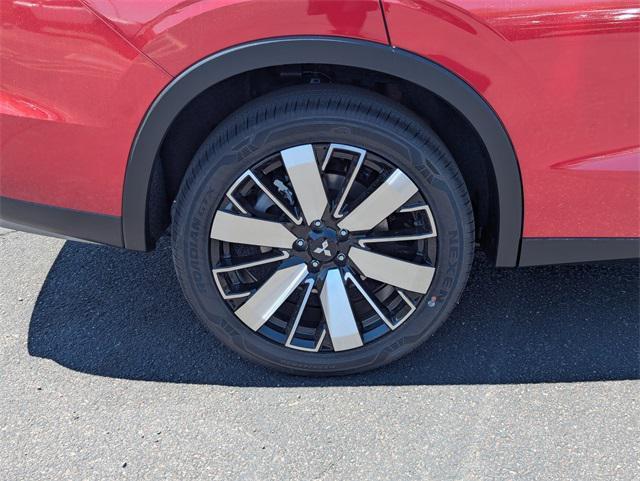 new 2025 Mitsubishi Outlander car, priced at $38,080