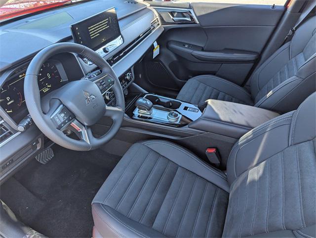 new 2025 Mitsubishi Outlander car, priced at $38,080