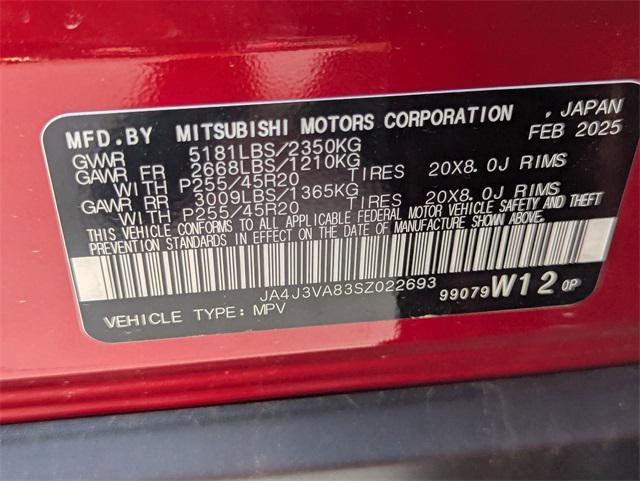 new 2025 Mitsubishi Outlander car, priced at $38,080