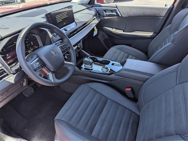 new 2025 Mitsubishi Outlander car, priced at $38,080