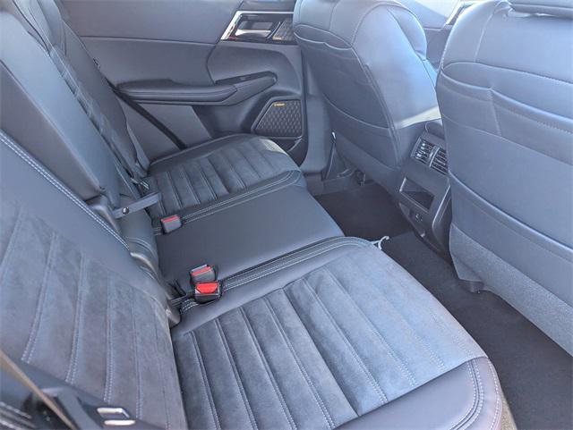 new 2025 Mitsubishi Outlander car, priced at $38,080