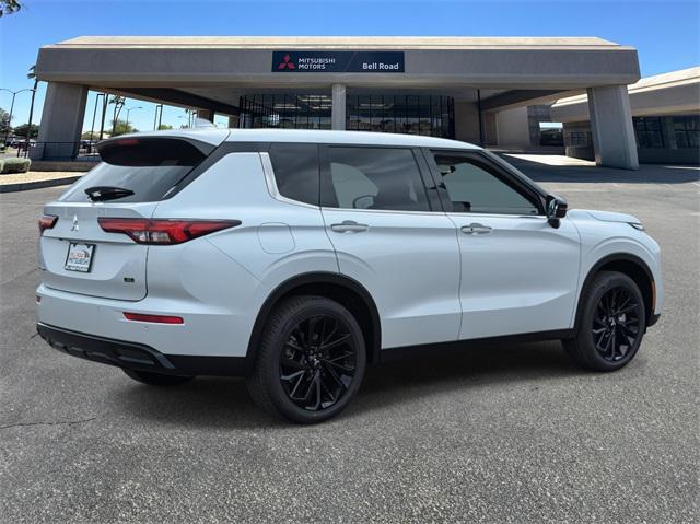 new 2024 Mitsubishi Outlander car, priced at $36,155