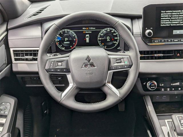 new 2024 Mitsubishi Outlander car, priced at $36,155