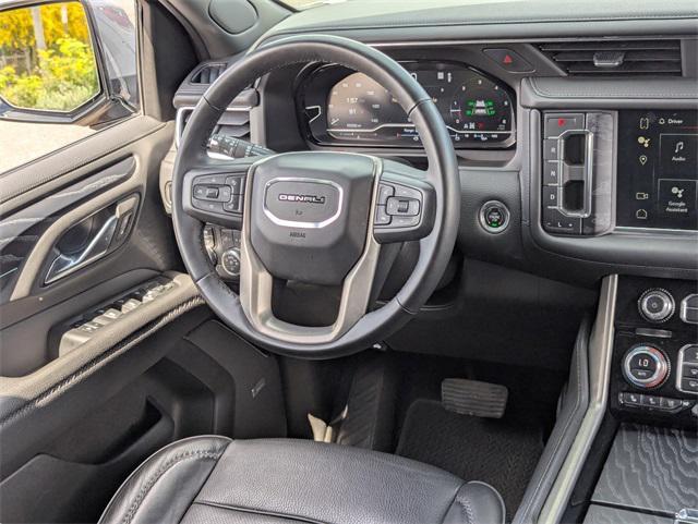 used 2023 GMC Yukon car, priced at $53,986