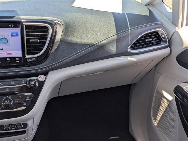used 2021 Chrysler Pacifica Hybrid car, priced at $21,428