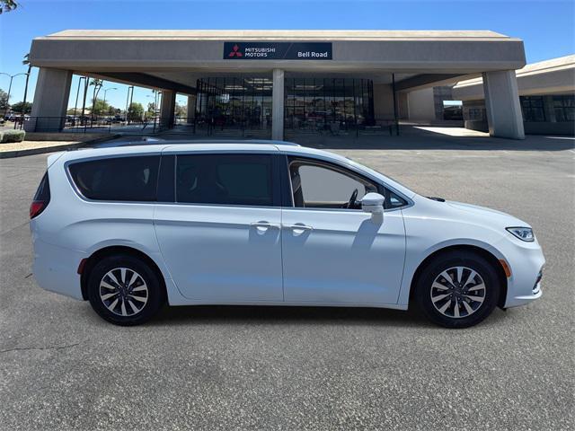 used 2021 Chrysler Pacifica Hybrid car, priced at $21,428
