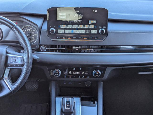 used 2022 Mitsubishi Outlander car, priced at $22,987