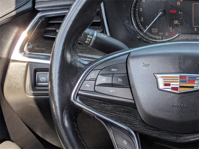 used 2020 Cadillac XT5 car, priced at $17,986