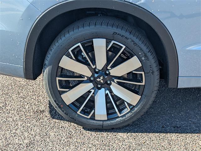 new 2025 Mitsubishi Outlander car, priced at $46,795