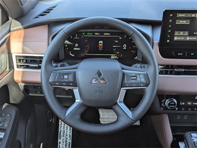 new 2025 Mitsubishi Outlander car, priced at $46,795