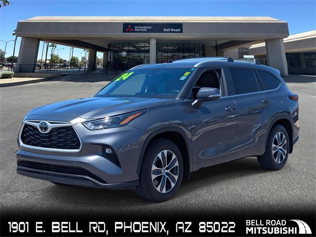 used 2024 Toyota Highlander car, priced at $42,387