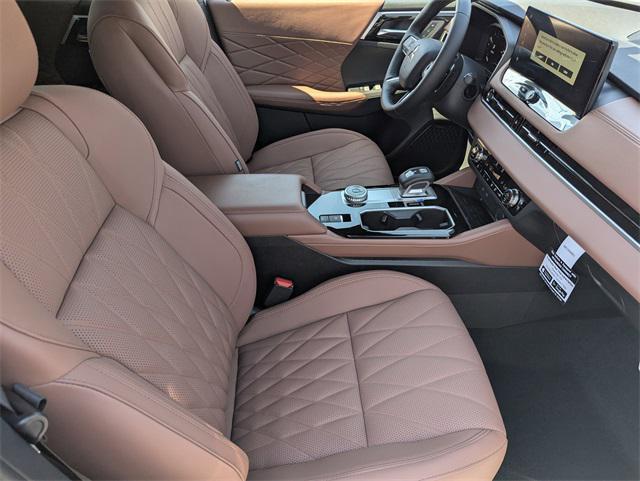 new 2025 Mitsubishi Outlander car, priced at $45,195