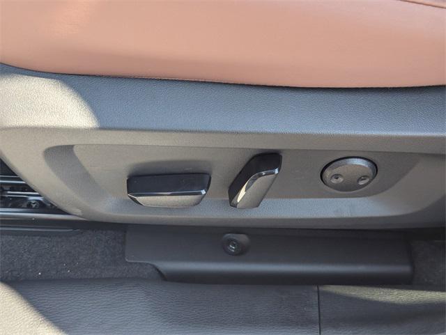 new 2025 Mitsubishi Outlander car, priced at $45,195