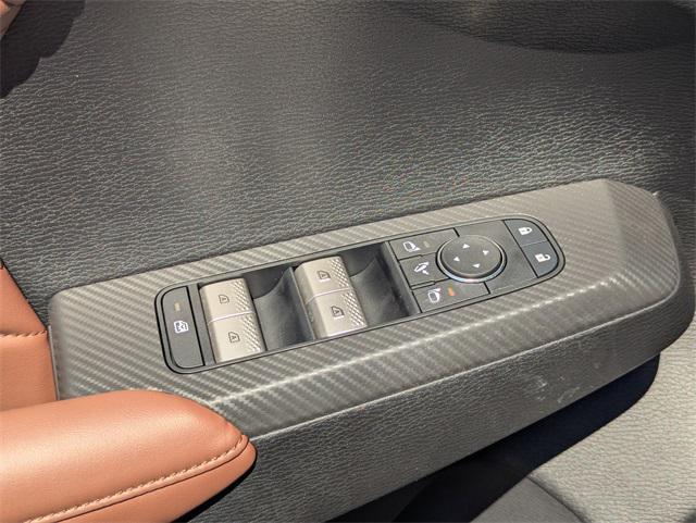 new 2025 Mitsubishi Outlander car, priced at $46,795