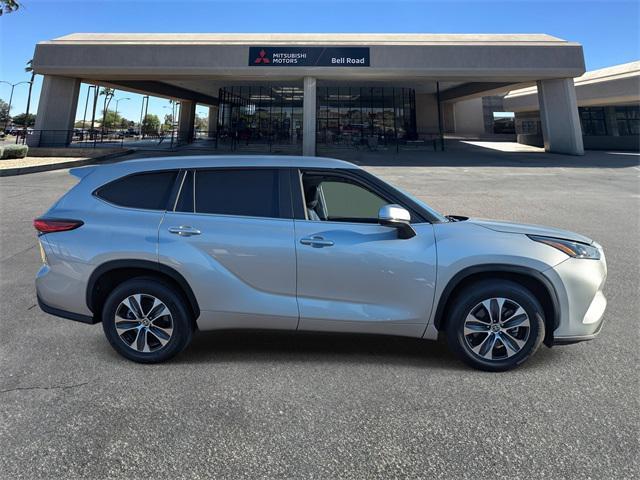 used 2023 Toyota Highlander car, priced at $32,736