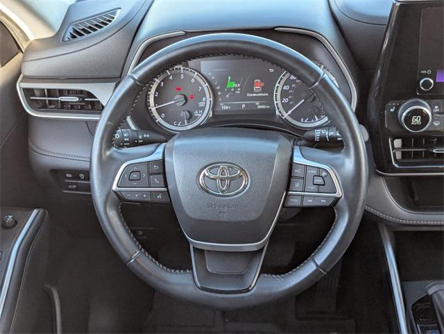 used 2023 Toyota Highlander car, priced at $32,736