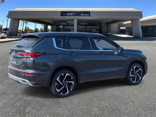 new 2024 Mitsubishi Outlander car, priced at $37,605