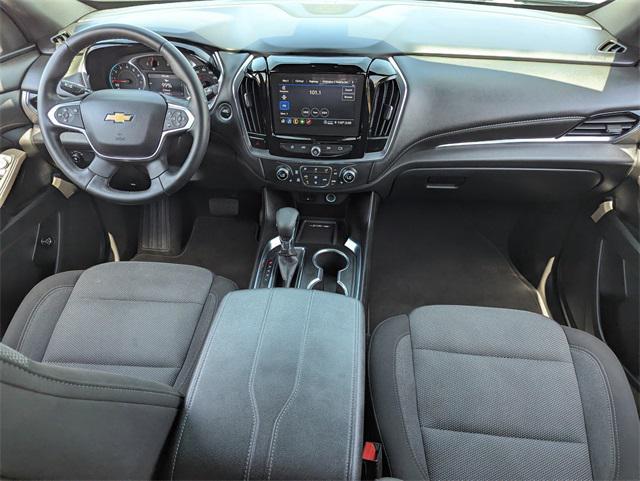 used 2023 Chevrolet Traverse car, priced at $29,498