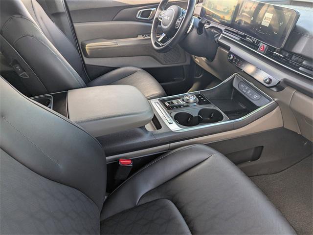 used 2025 Kia Carnival Hybrid car, priced at $39,987