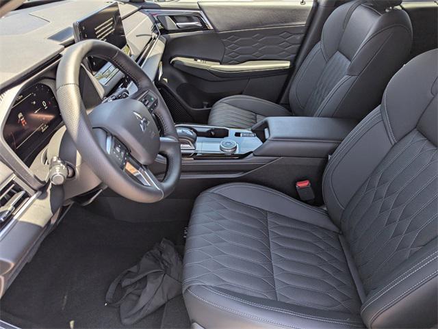 new 2025 Mitsubishi Outlander car, priced at $41,235