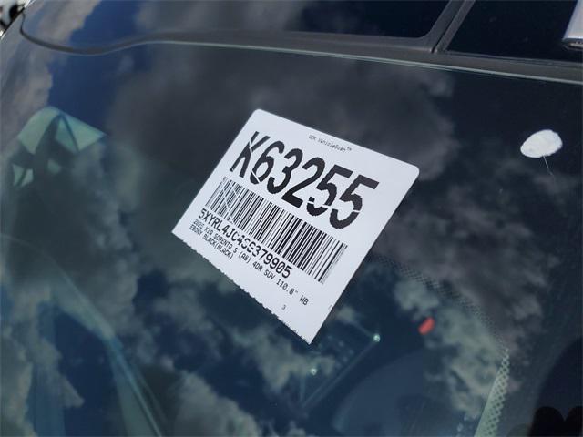 new 2025 Kia Sorento car, priced at $36,330