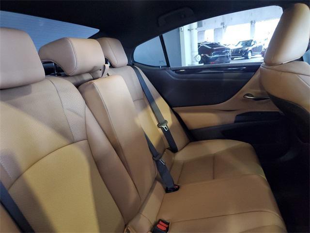 used 2021 Lexus ES 350 car, priced at $30,551