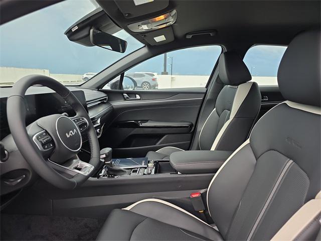 new 2025 Kia K5 car, priced at $28,550