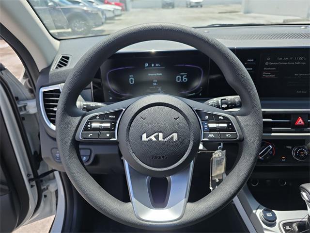 new 2025 Kia Seltos car, priced at $25,170