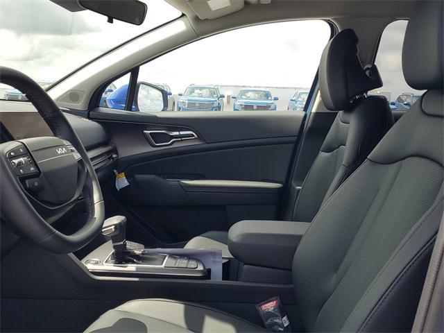 new 2026 Kia Sportage car, priced at $32,065
