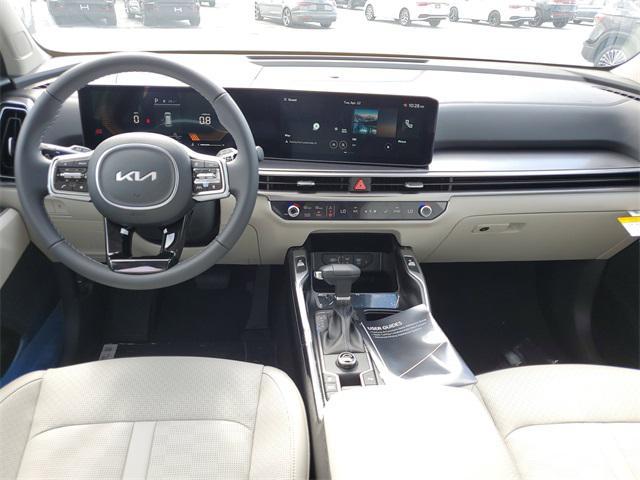 new 2025 Kia Sorento car, priced at $36,825