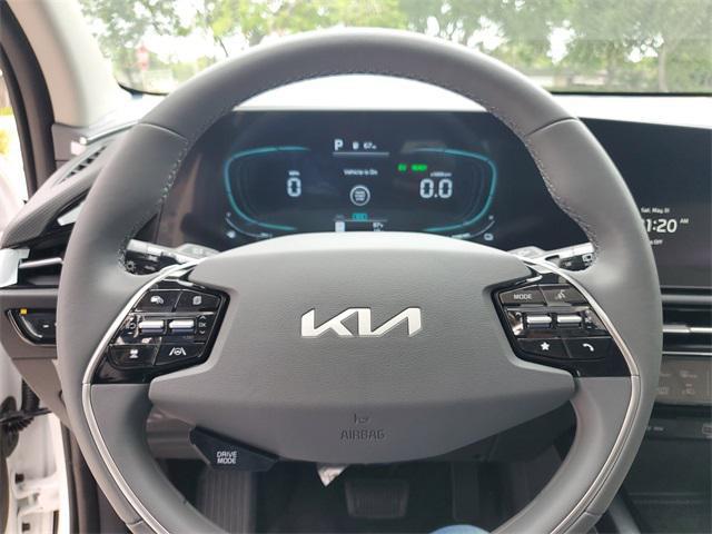 new 2025 Kia Niro car, priced at $33,455
