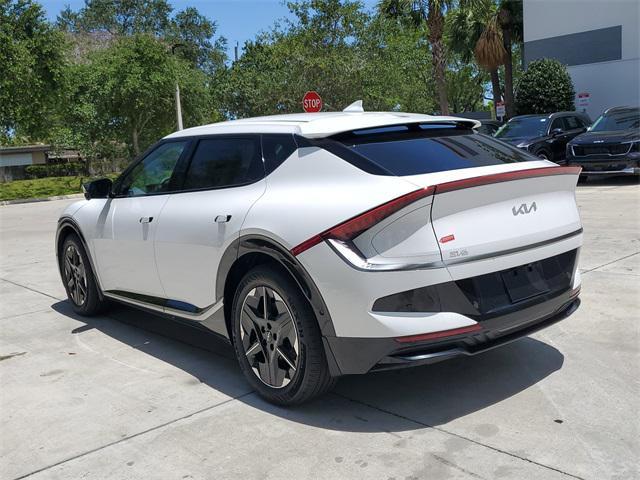 new 2025 Kia EV6 car, priced at $47,870