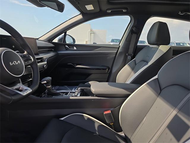 new 2025 Kia K5 car, priced at $31,045
