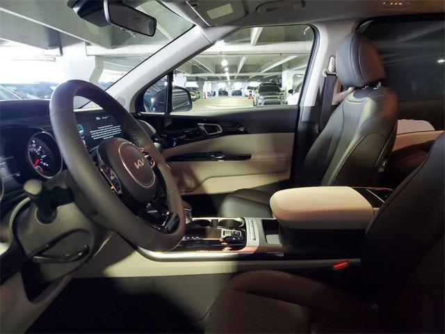 new 2024 Kia Carnival car, priced at $40,414