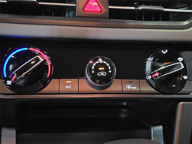 new 2025 Kia Seltos car, priced at $25,920