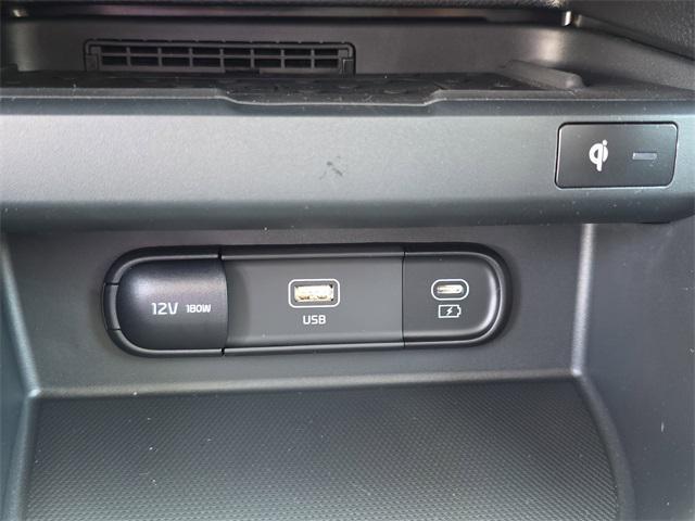 new 2025 Kia Seltos car, priced at $26,920