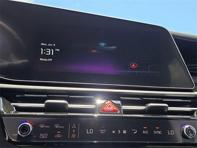 new 2025 Kia Niro car, priced at $30,360