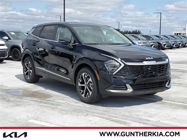new 2025 Kia Sportage car, priced at $29,560