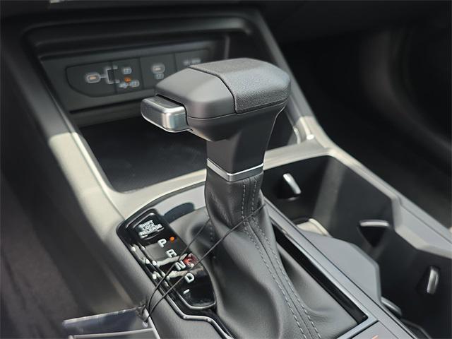 new 2025 Kia K5 car, priced at $27,550