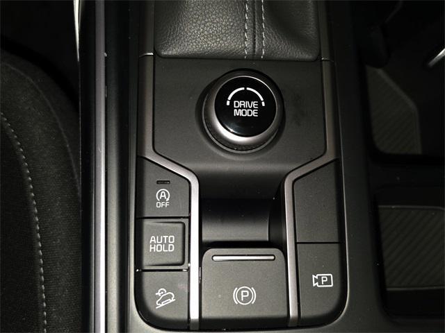 new 2026 Kia Sorento car, priced at $33,900