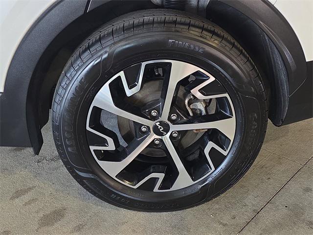 used 2023 Kia Sportage Hybrid car