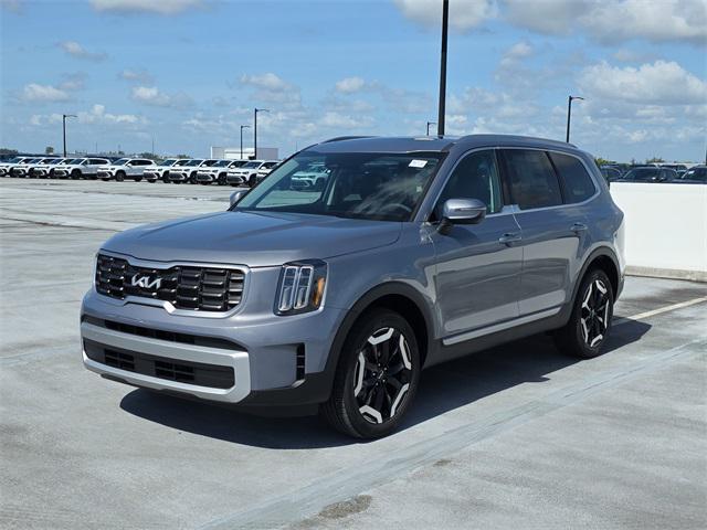 new 2025 Kia Telluride car, priced at $40,560